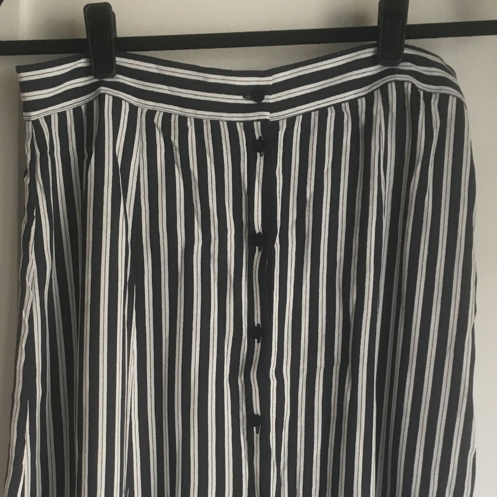 Black and White Striped Skirt with Buttons